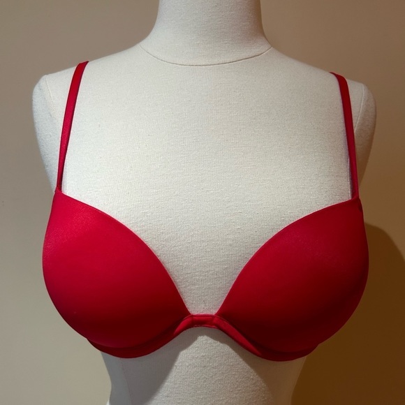 Victoria Secret push up red bra. 32c - Picture 1 of 5